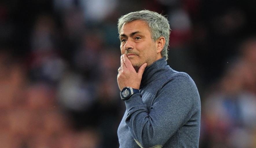 მოურინიო „მანჩესტერისთვის“ ფეხბურთელებს უკვე არჩევს