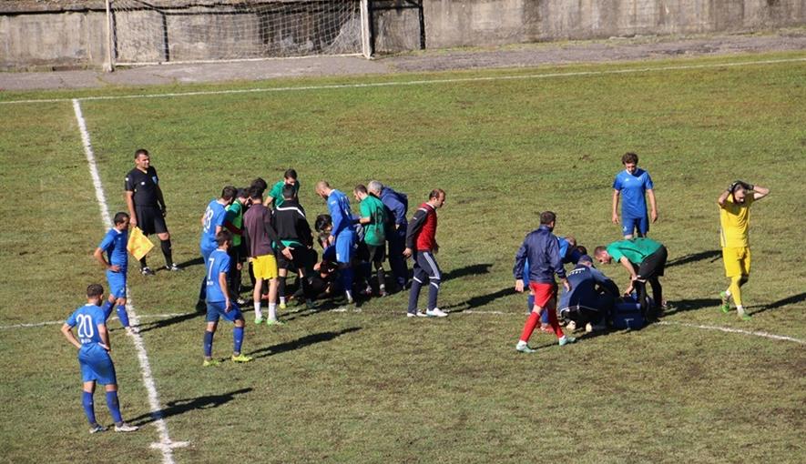 კაპიტანმა მეტოქის ფეხბურთელი სიკვდილისგან იხსნა!