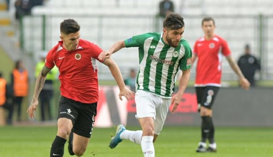 სუპერლიგის ლიდერთან შენგელია გააძევეს