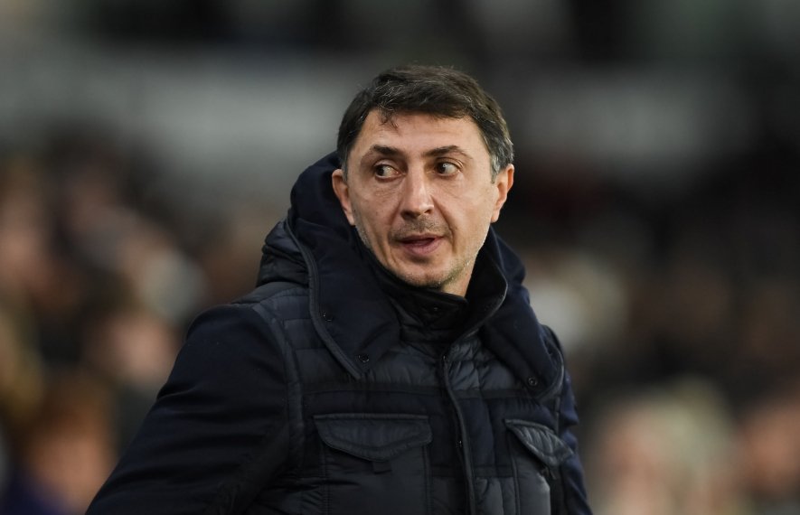 „ხანმოკლე თაფლობის თვე“ - არველაძე შეფილდთან მატჩისთვის ემზადება