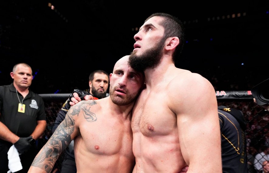 ისლამ მახაჩევი, ალექსანდერ ვოლკანოვსკი