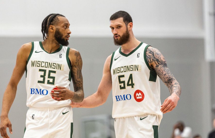 სანდრო მამუკელაშვილი