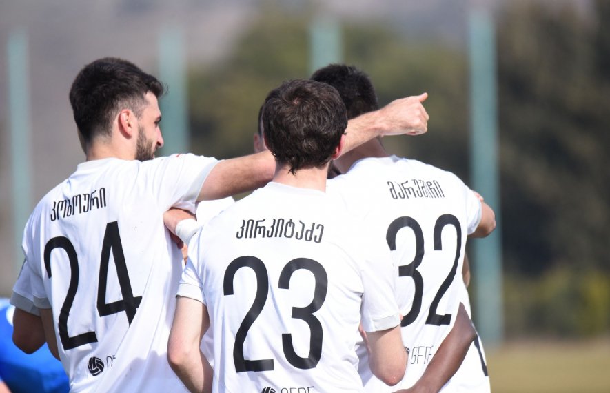 კრისტალბეთ ეროვნული ლიგა, თბილისის დინამო, გაგრა