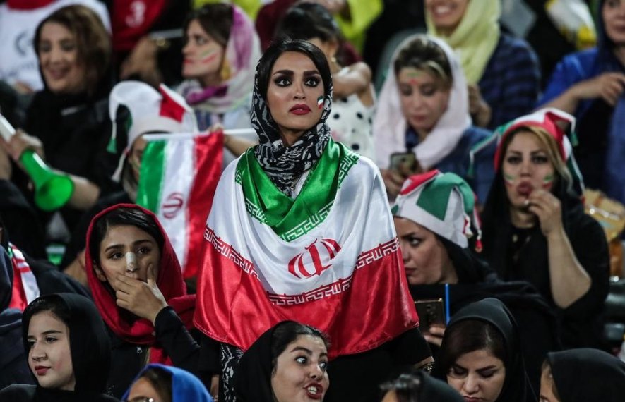კანონი ძალაში ოფიციალურად შევიდა - ირანში ქალებს სტადიონებზე დაუშვებენ