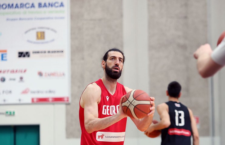 ჯიკიჩის 15-კაციანი განაცხადი - კაპიტანი გუნდს შეუერთდა