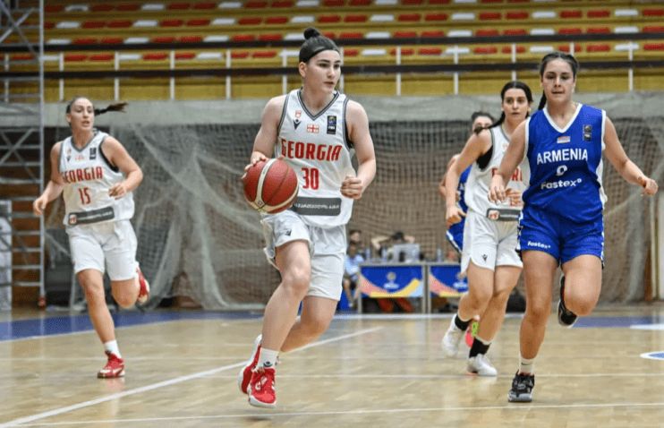 თამაში მატჩის მიწურულს მოვატრიალეთ - საქართველომ სომხეთს მოუგო (U18)