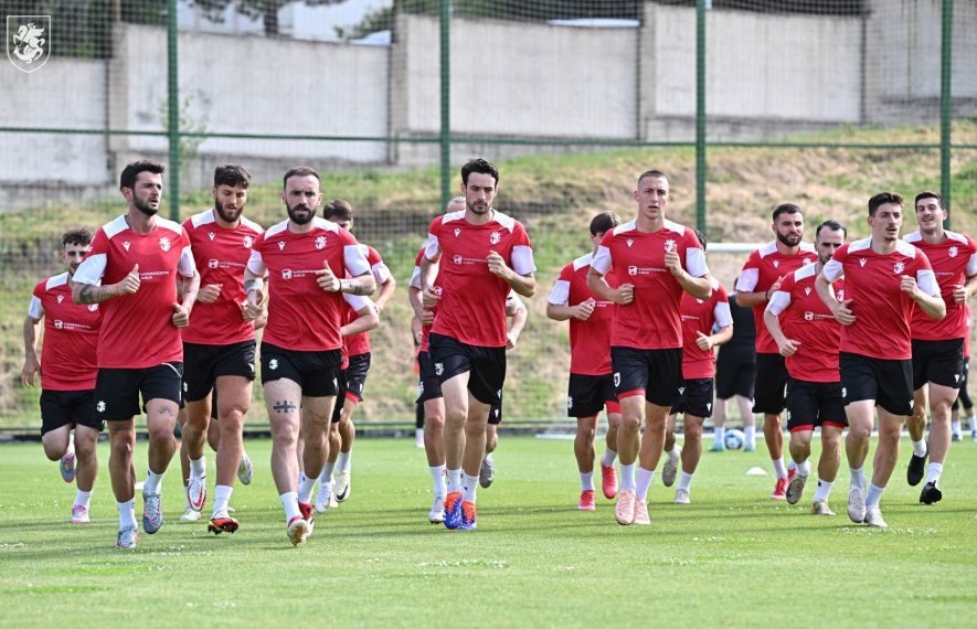 სანდრო ალთუნაშვილი, გიორგი გველესიანი