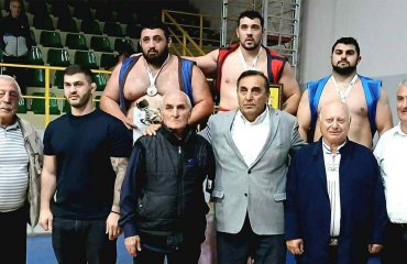 შეჯიბრი ქართულ ჭიდაობაში - კასპში საქართველოს 2025 წლის ჩემპიონატი გაიმართა