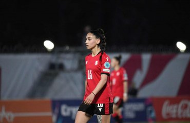 თიკო ამბალია კარიერას პრაღის სპარტაში გააგრძელებს