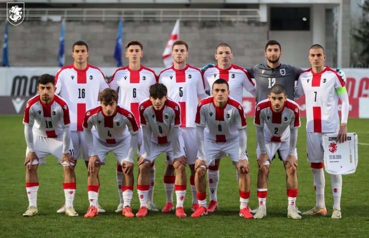 19-წლამდელები ბოსნია და ჰერცეგოვინას დაუპირისპირდებიან | შემადგენლობა