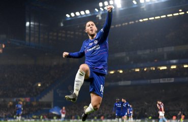 ისტორიული აღიარება - აზარი პრემიერ ლიგის დიდების დარბაზში შეიყვანეს