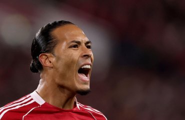 “მოედანზე წასაგებად არ გავდივართ“ - ვან დაიკმა კრიტიკოსებს უპასუხა