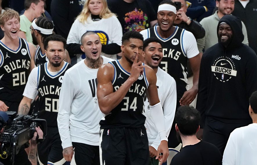 იანის ანტეტოკოუნმპო