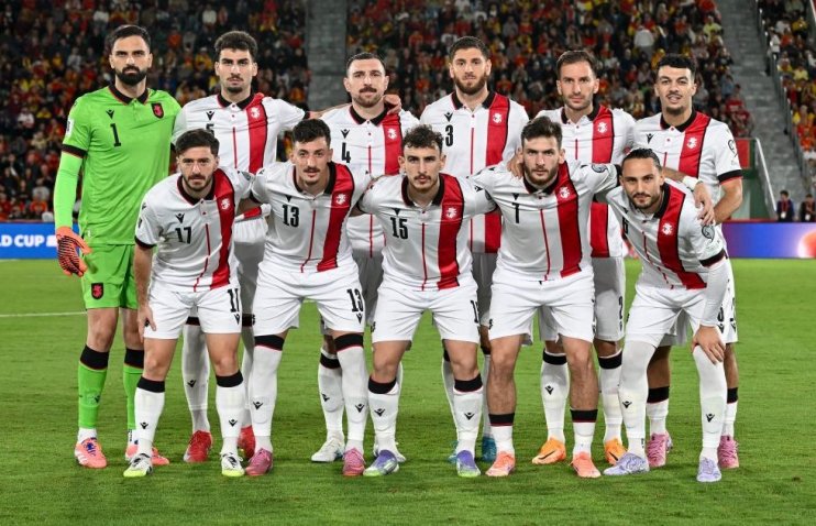 ორი დებიუტანტით - სანიოლმა ნაკრებში 25 ფეხბურთელი გამოიძახა