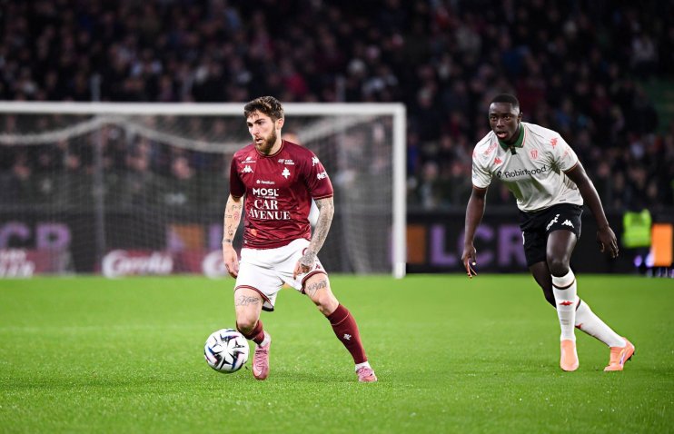 წიტაიშვილის ჩაწოდებას პენალტი მოჰყვა - მეცის ზედიზედ მესამე მოგება