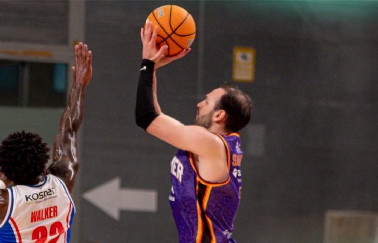 სანაძის ეფექტური დებიუტი - 24 ქულა ალიკანტესთან