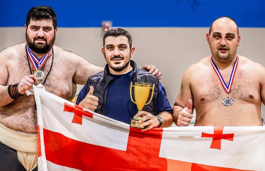 ქართული დუეტის ოთხი მედალი - სუმოისტების წარმატება მსოფლიო თასზე