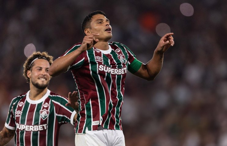 უცნაური ამბავი: მილანი ჩემპიონობას უმიზნებს და 41 წლის ტიაგო სილვას დაბრუნებას გეგმავს