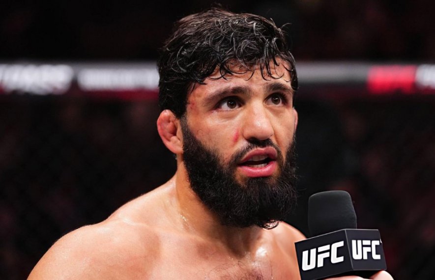 ილია თოფურია, არმან ცარუკიანი