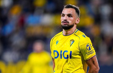 ტაბატაძე პირველ ტაიმში შეცვალეს - კადისი ექვსი ტურია ვერ იგებს