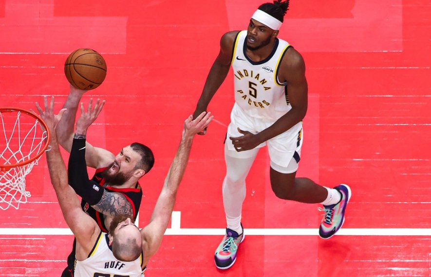 ტორონტო რეპტორსი, სანდრო მამუკელაშვილი