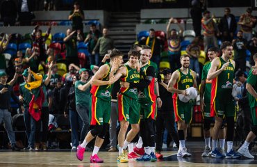 15 წამით ადრე 7 ქულით აგებდნენ და მოიგეს | ლიეტუვას საკალათბურთო სიგიჟე