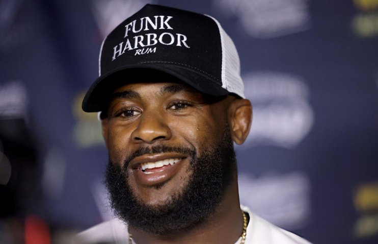 „თანდათან ყველას იმედები გვიცრუვდება“ - სტერლინგი UFC-ის გადაწყვეტილებაზე