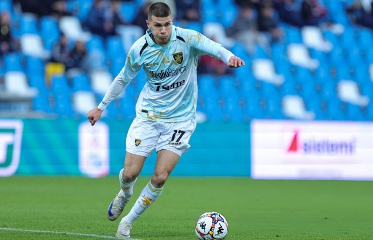 ვარდნაში გოლის გატანა შეეძლო - კვერნაძის ფროზინონემ რეჯანას მოუგო