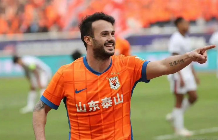 ყაზაიშვილის აღიარება | ვაკო ჩინეთის სუპერ ლიგის საუკეთესო ფეხბურთელი გახდა