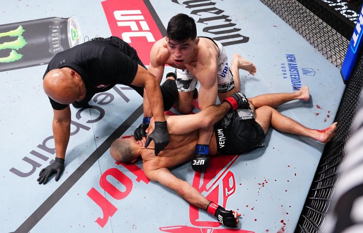 ვალეხოსმა დაანოკაუტა | ჭიკაძის დასანანი მარცხი