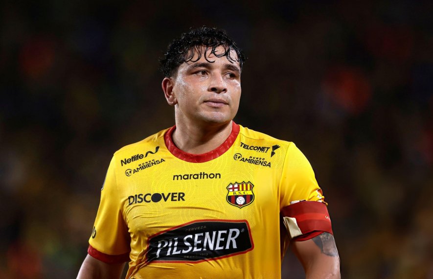 ეკვადორის ნაკრების ყოფილი ფეხბურთელი შეიარაღებულ თავდასხმას ემსხვერპლა