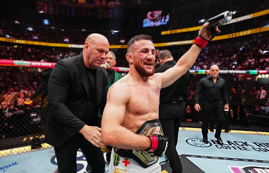 მერაბ დვალიშვილი, დენა უაითი