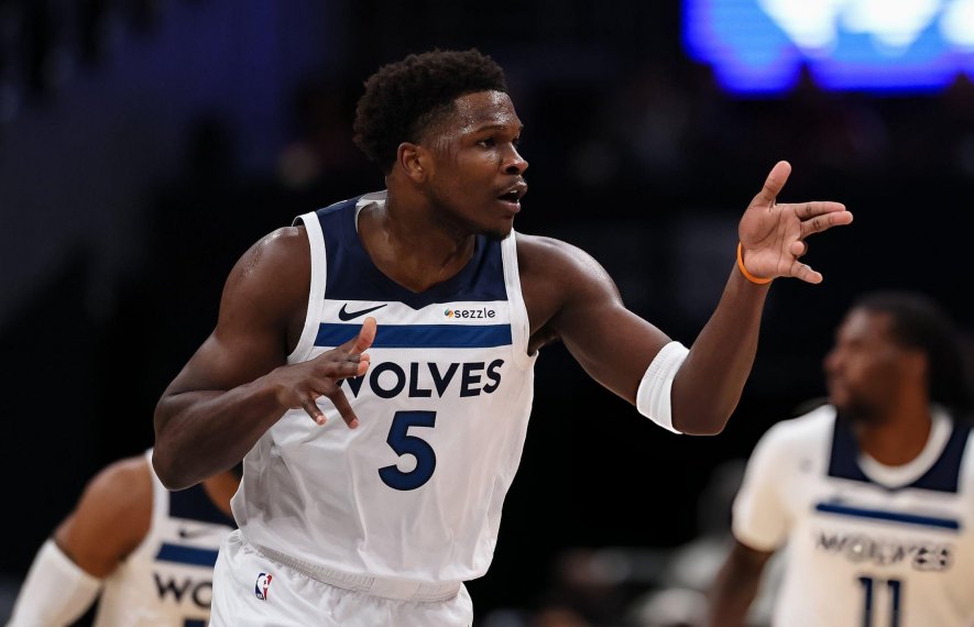 ენტონი ედვარდსი