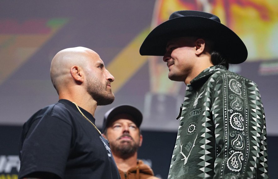 ალექსანდრ ვოლკანოვსკი, დიეგო ლოპესი