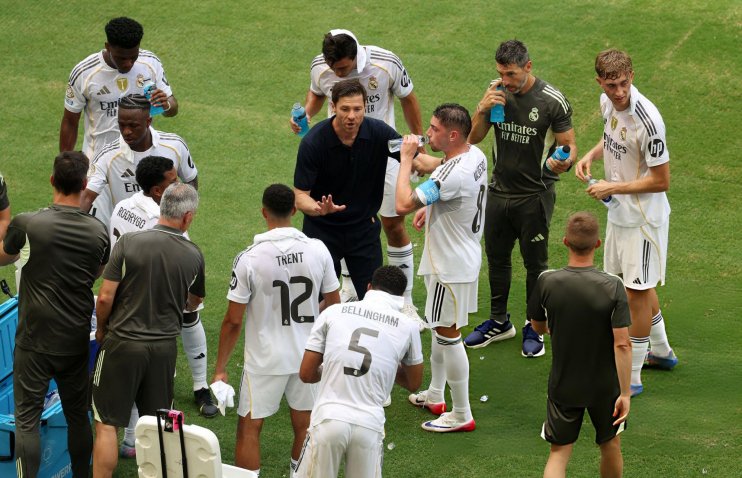 „შოკში იყვნენ“ – Marca-ს ცნობით, ფეხბურთელებმა ალონსოს გათავისუფლება განცხადებით შეიტყვეს