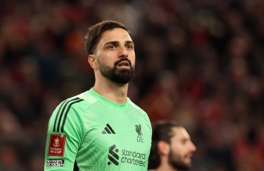 მამარდამ შეუცვლელად ითამაშა - ლივერპულმა ენფილდზე ბარნსლი გაანადგურა