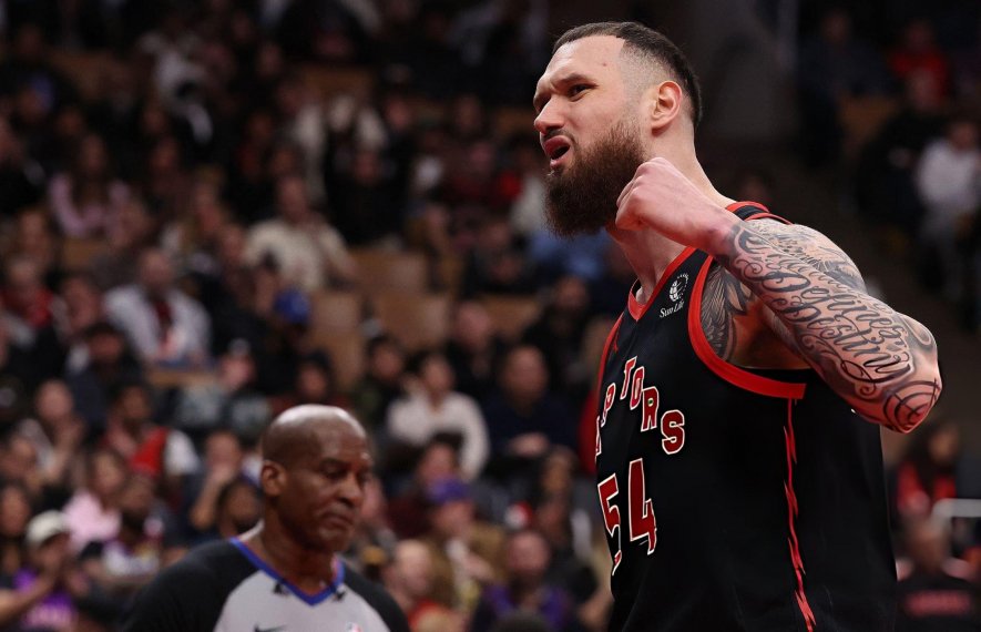 სანდრო მამუკელაშვილი