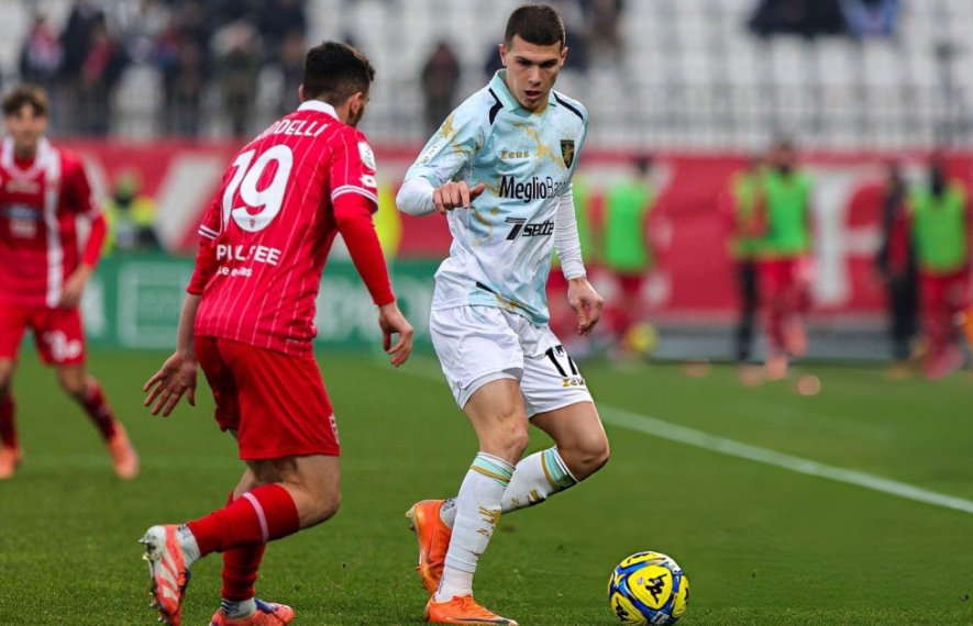 გიორგი კვერნაძე, ფროზინონე