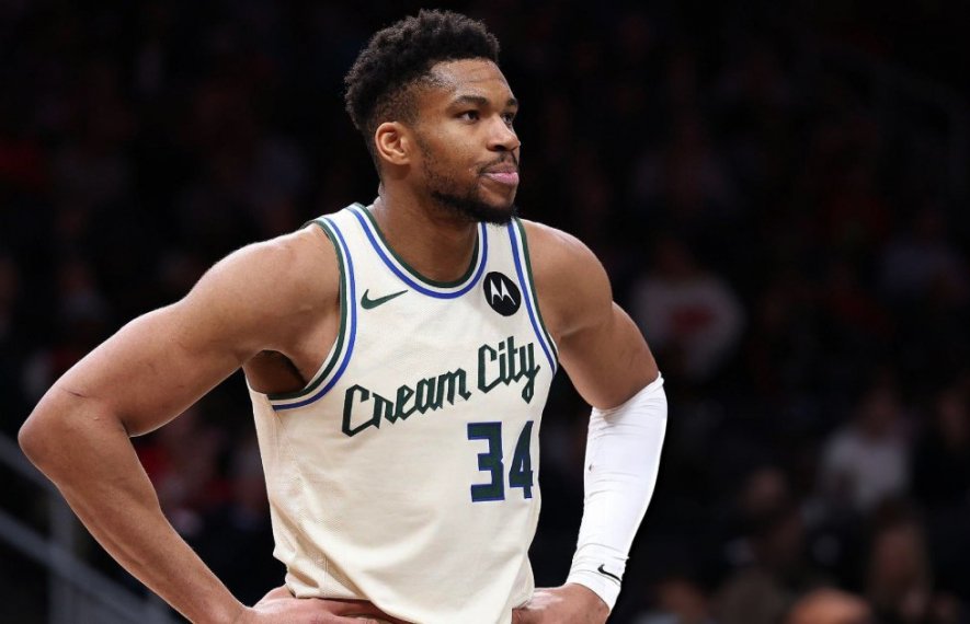 მილუოკი ბაქსი, იანის ანტეტოკოუნმპო