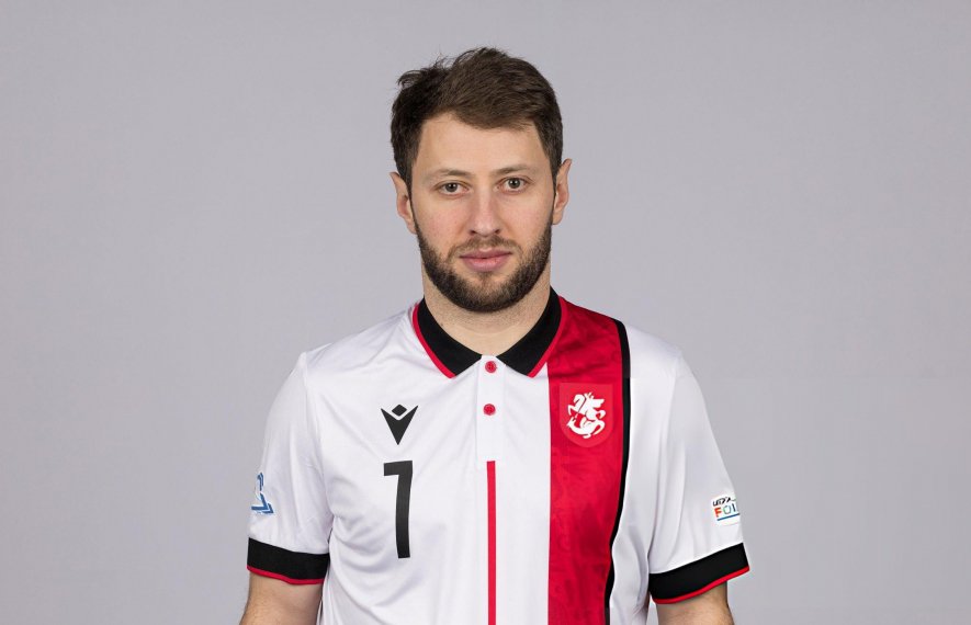 შოთა თოფურია