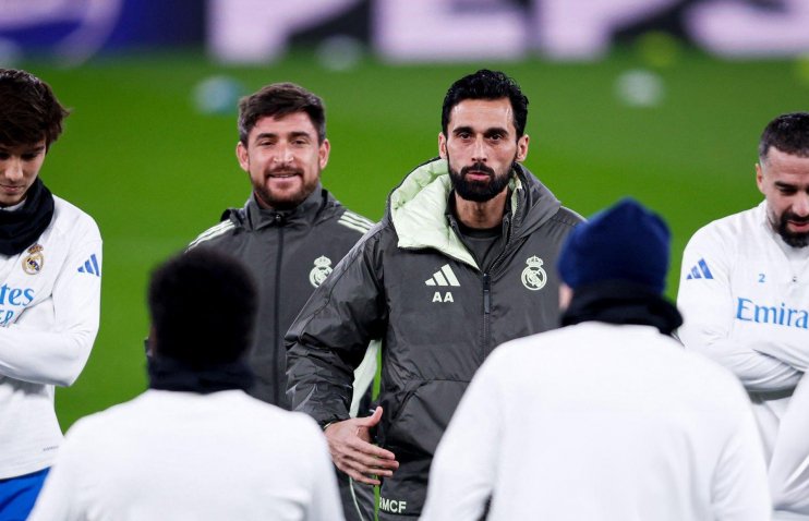 „ფეხბურთელებსა და არბელოას შორის ტაქტიკაზე დაძაბული საუბარი შედგა...“