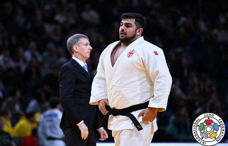 უმედლო ტურნირი - კრახი პარიზის გრანდ სლემზე