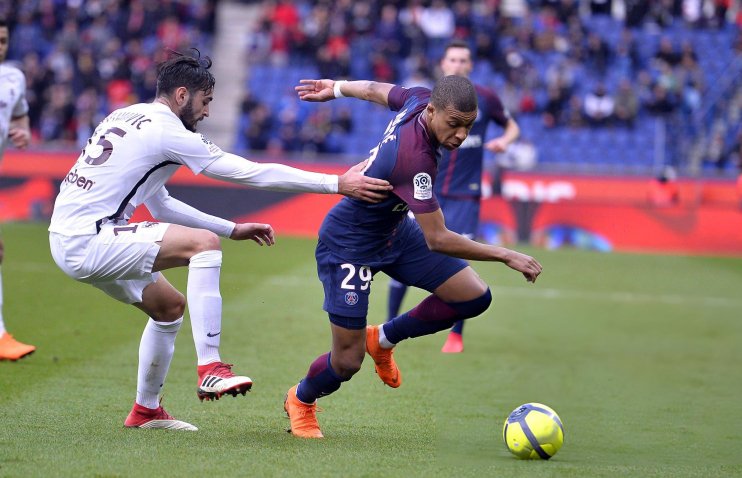 მცველი ლიგა 1-ის გამოცდილებით | იბერიამ ლუქსემბურგის ნაკრების ფეხბურთელი დაიმატა