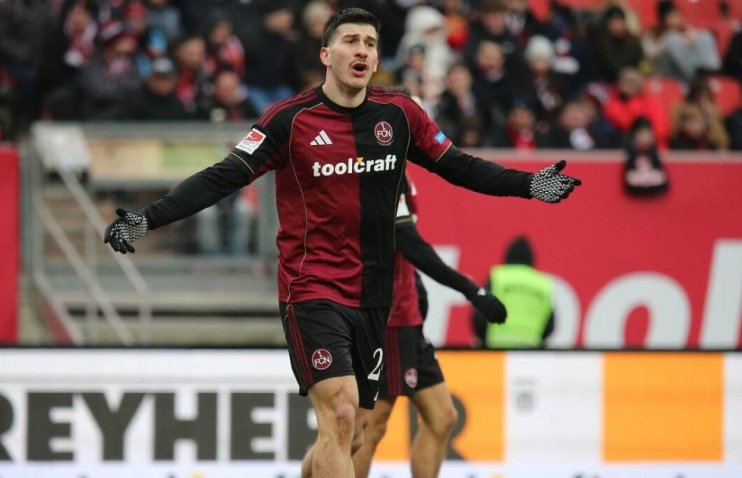 ლოჩოშვილი დაცვაში საიმედო იყო | ნიურნბერგმა კარლსრუე გაანადგურა