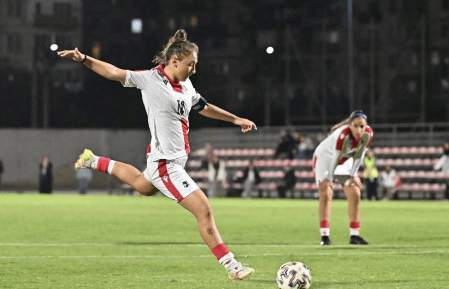 ანანო წიქარიძე