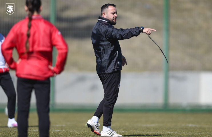 17-წლამდე გოგონათა ნაკრები საკვალიფიკაციო ეტაპის მატჩებისთვის ემზადება