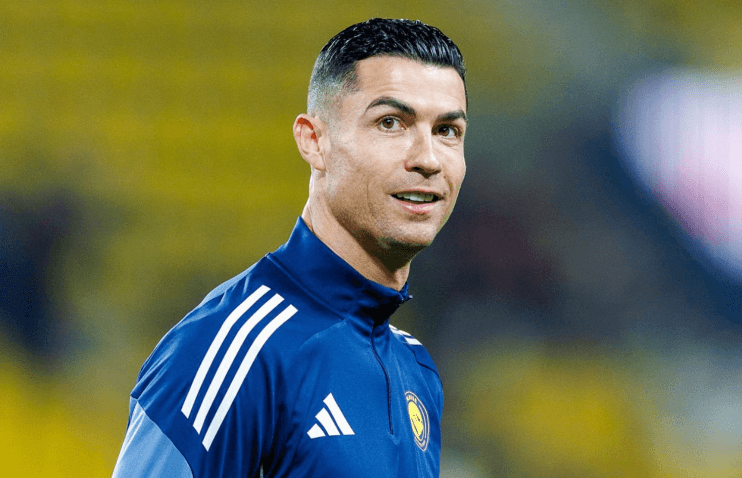 ალმერიას მეწილე გახდა | რონალდუმ ესპანური კლუბის აქციები შეიძინა