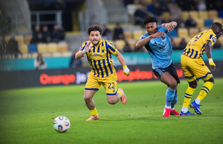 ტურის სიმბოლურ გუნდში შეიყვანეს | კაპანაძის მორიგი აღიარება სლოვაკეთში