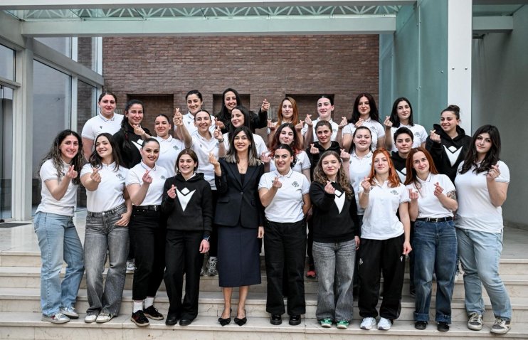 თბილისის საკრებულომ ქალ მორაგბეთა ნაკრებს უმასპინძლა