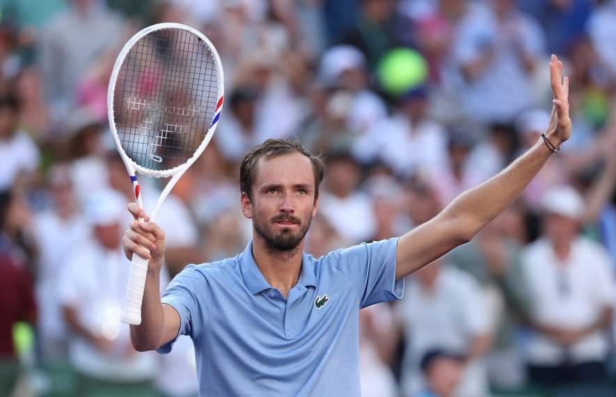კარლოს ალკარასი, დანილ მედვედევი, იანიკ სინერი